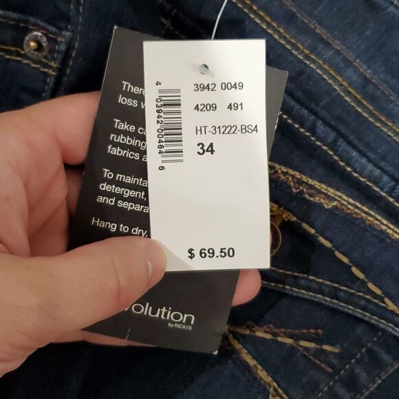 Revolution Claire 34" dark wash classic rise size 18 relaxed boot cut jeans - Picture 8 of 8